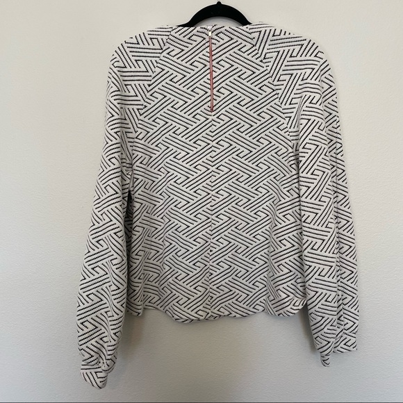 W by who wear what when where jacquard knit blouson sleeve top sz.L - Picture 3 of 3